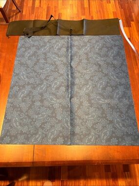Mahjong Game Mat With Blue Paisley Design and Storage Bag - New